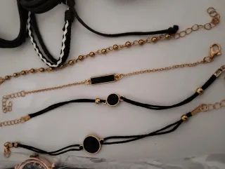 Set Orologio e Braccialetti