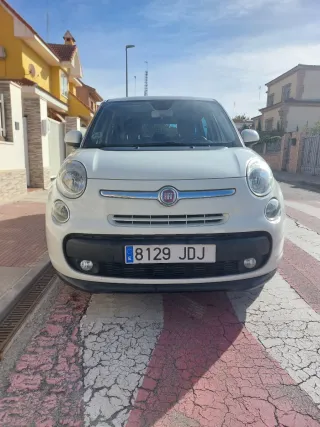 12 meses de Garantia.FIAT 500L 2015 
