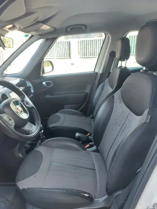12 meses de Garantia.FIAT 500L 2015 