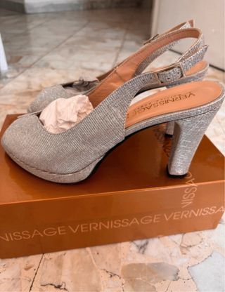 Scarpe Vernissage donna argento tacco alto