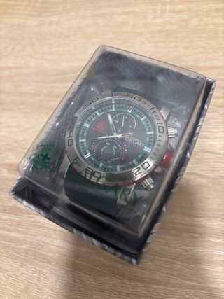 Reloj Calgary Plata Correa Verde Nuevo