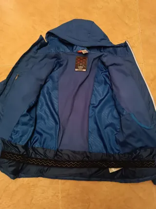 Abrigo Wed'ze azul niño talla 12