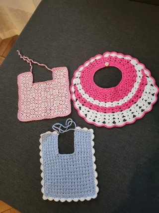 Bavaglini neonato fatti a mano