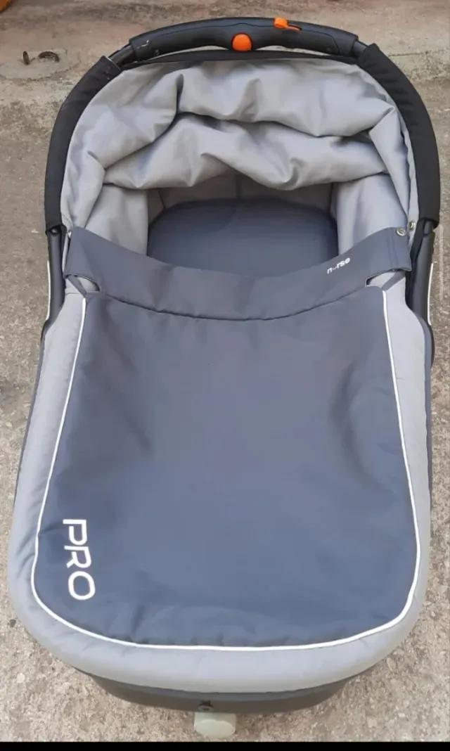 Carro de bebé Intrepid