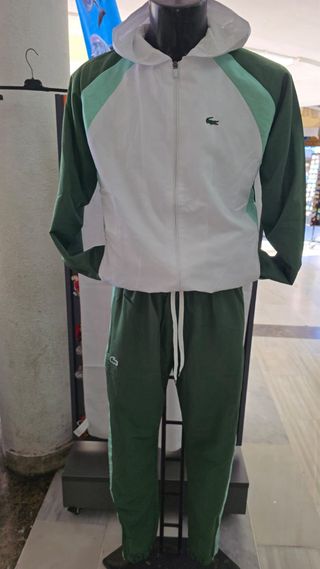 Conjunto deportivo Lacoste nuevos a estrenar todos