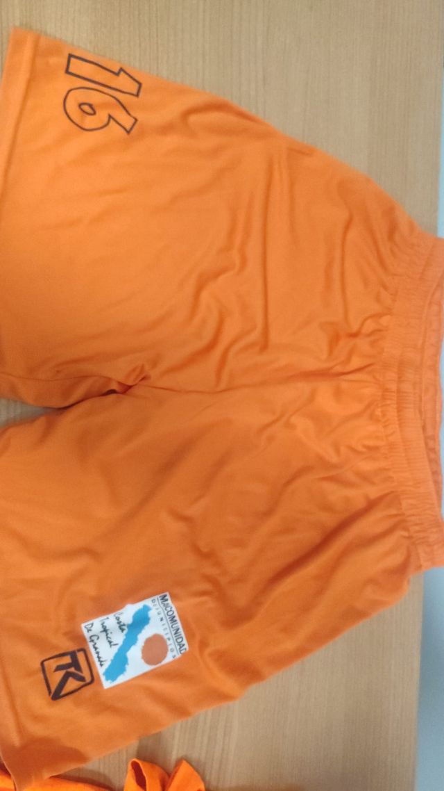 Lote ropa deportiva Club fútbol ASAKO Motril