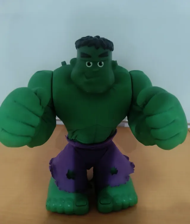 Hulk Grande