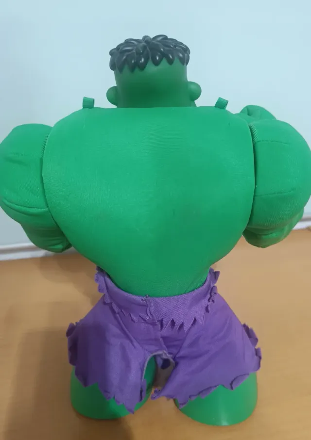 Hulk Grande