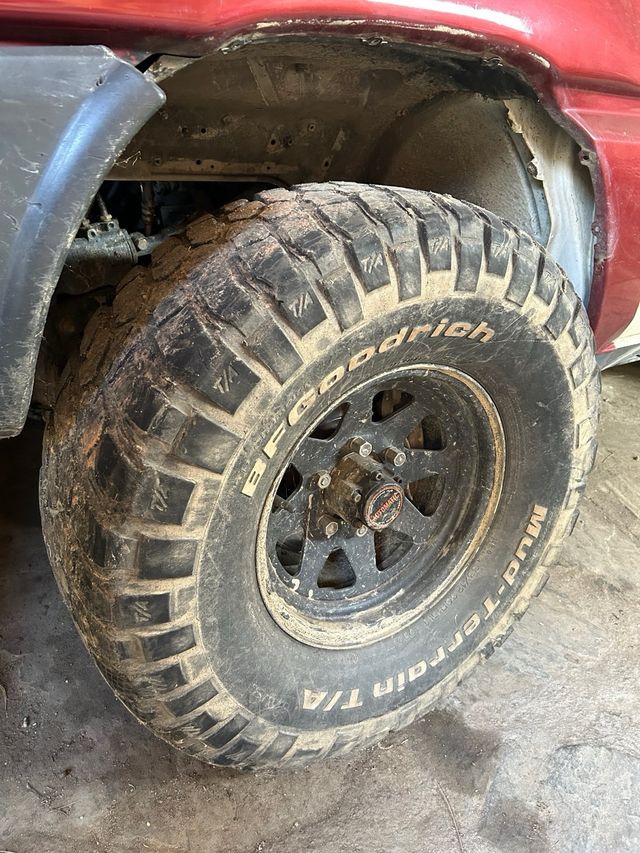 Neumáticos 33x12.50 R15 LT BF Goodrich