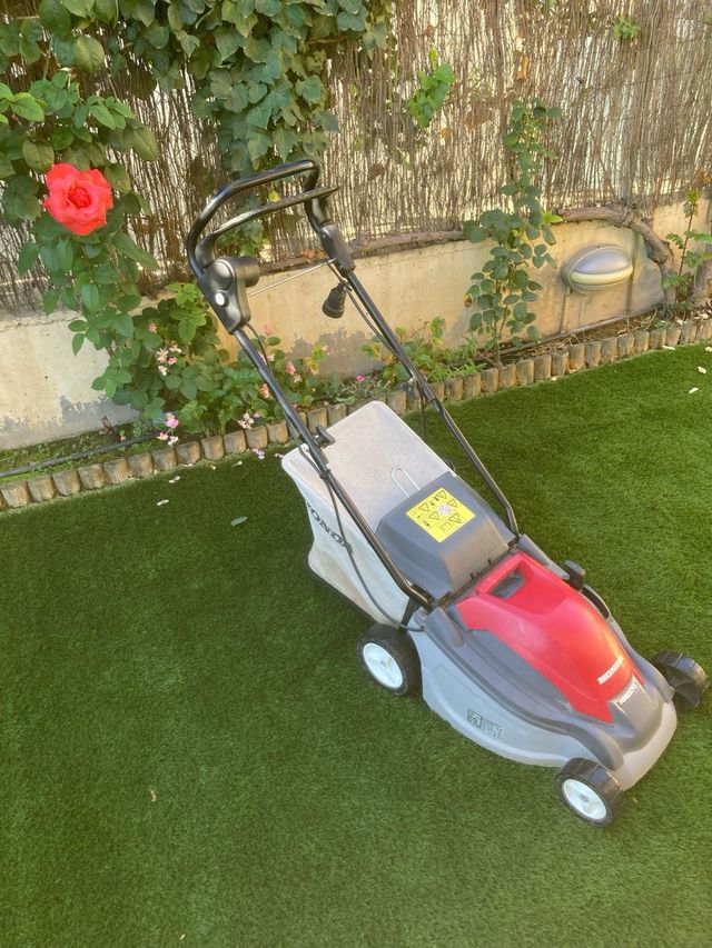 Cortador de relva eléctrico HRE 370 HRE