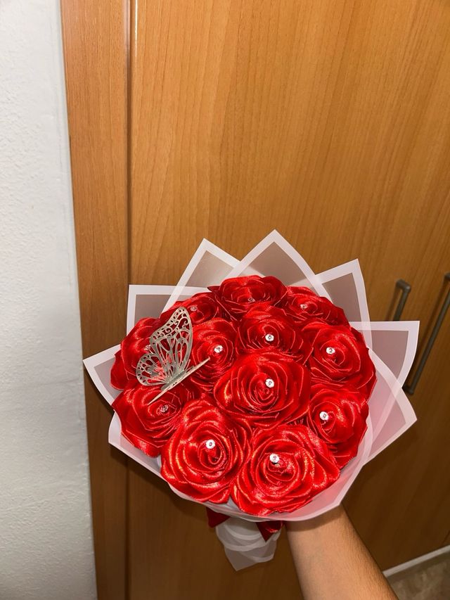 Rosas eternas personalizable @detallitos_gaditanos