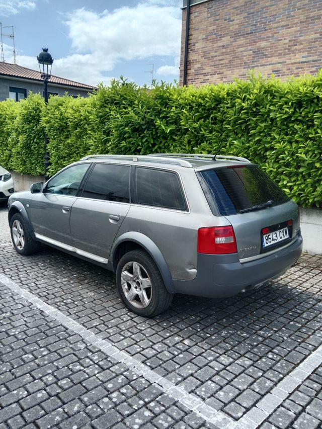Audi A6 Allroad 2004