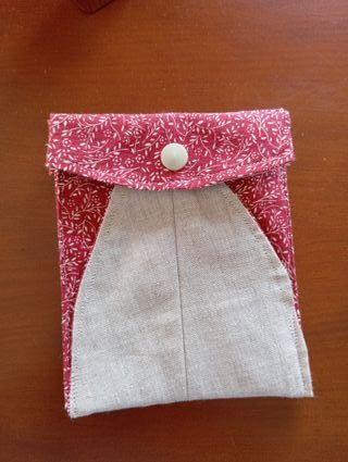 Bolsita de tela con botón