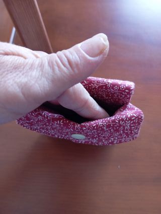 Bolsita de tela con botón