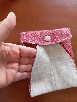 Bolsita de tela con botón