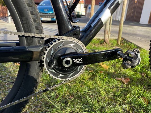 TREK SUPERCALIBER SLR 9.9 Flight Attendant