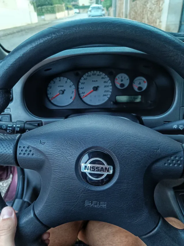 Nissan Primera 1999