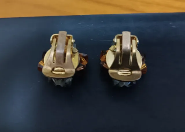 Pendientes vintage piedras.