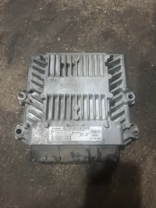 Centralita ECU Siemens 5WS40212H-T