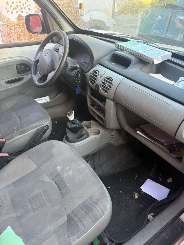 se vende renaut kango