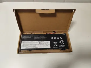 Batería Lenovo L17C4P8B0 A ESTRENAR