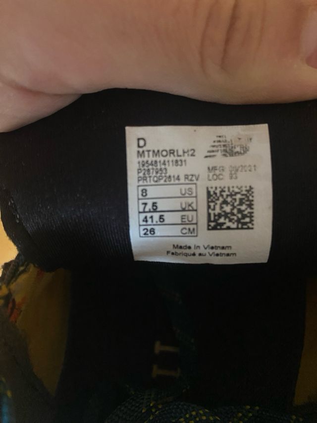 Deportivas New Balance Amarillas y Azules