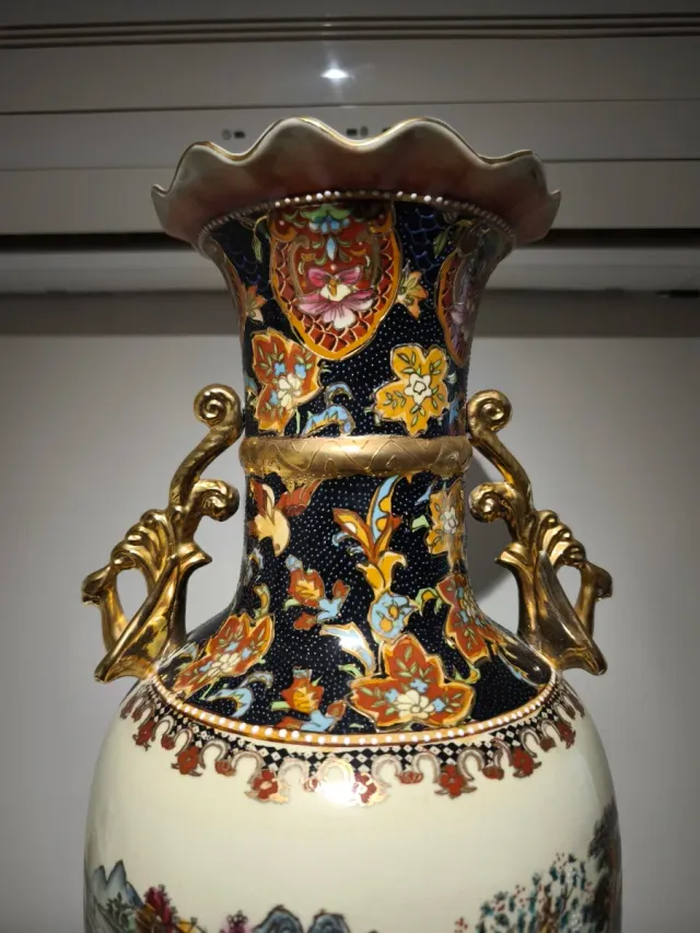 Jarrón Porcelana Estilo Satsuma en perfecto estado