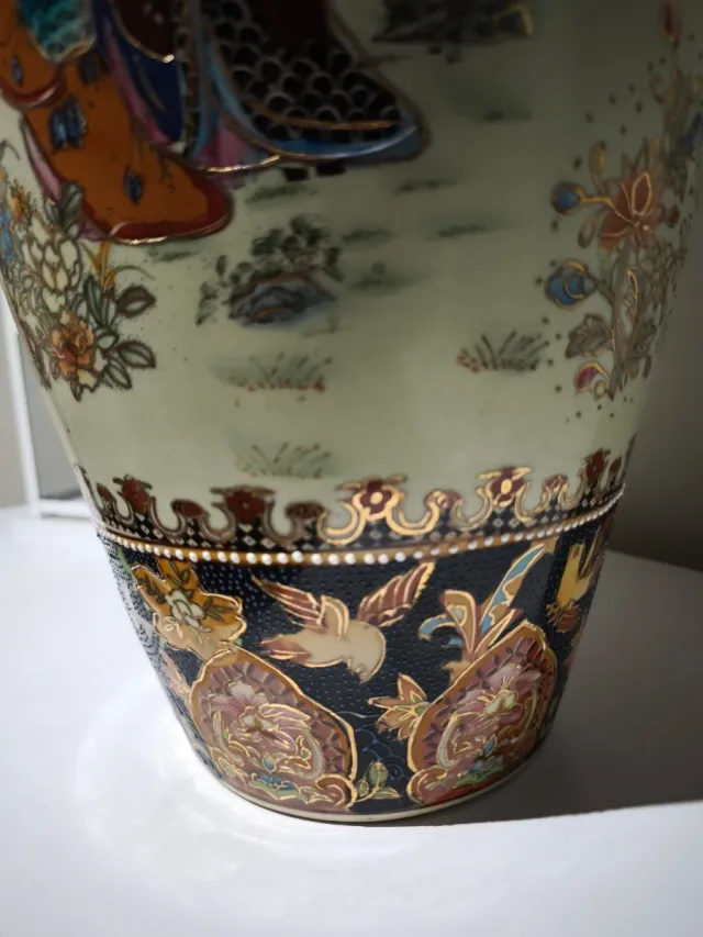 Jarrón Porcelana Estilo Satsuma en perfecto estado