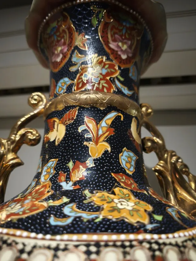 Jarrón Porcelana Estilo Satsuma en perfecto estado