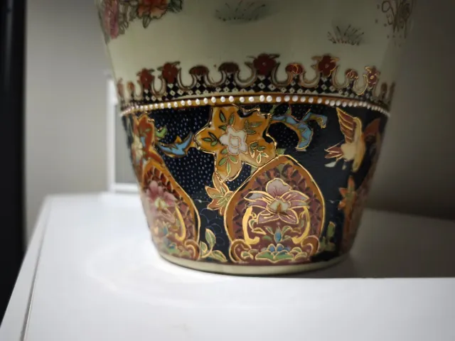 Jarrón Porcelana Estilo Satsuma en perfecto estado