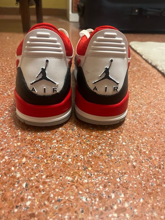 Air Jordan Legacy 312 Low Fire Red