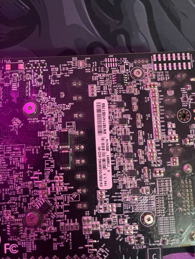 Gigabyte RX 570 Tarjeta Gráfica