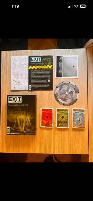 Exit: El laboratorio secreto - Juego de mesa