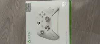 Xbox One con 2 mandos