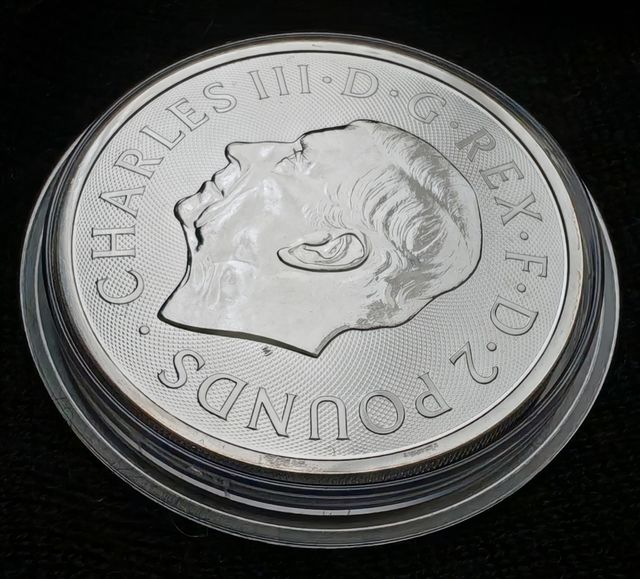 Moneda 1 oz Plata 999 Morgan Le Fay UK 2024