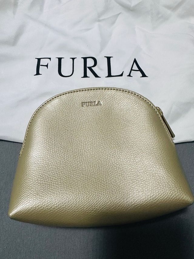 Neceser Furla Dorado