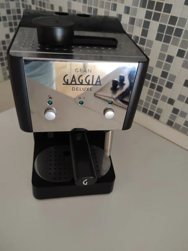 Macchina Caffè Gran Gaggia Deluxe con macinino