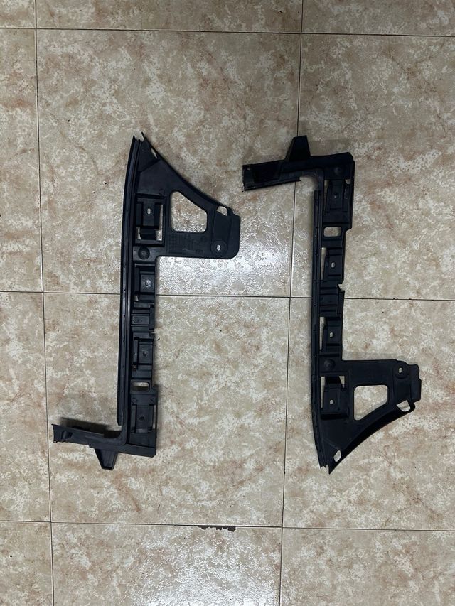 Centradores Paragolpes Trasero Passat B6