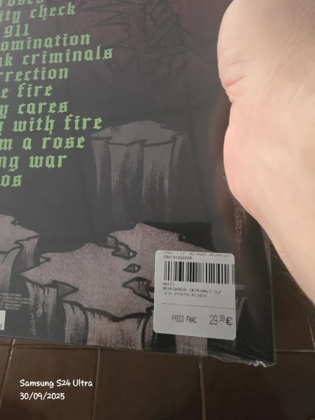 Vinil Nasty - Heartbreak Criminals