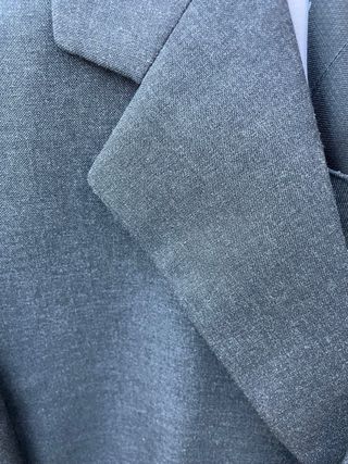 Traje de hombre gris