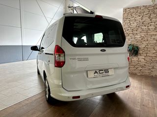 FORD Tourneo Courier 1.5 TDCi 74kW 100CV Sport
