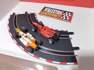 Pacchetto compatto Scalextric F1