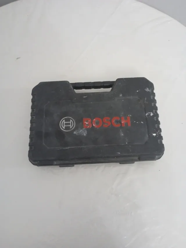 Caja de herramientas Bosch