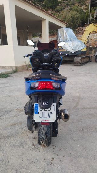 Kymco K-XCT 125i Azul
