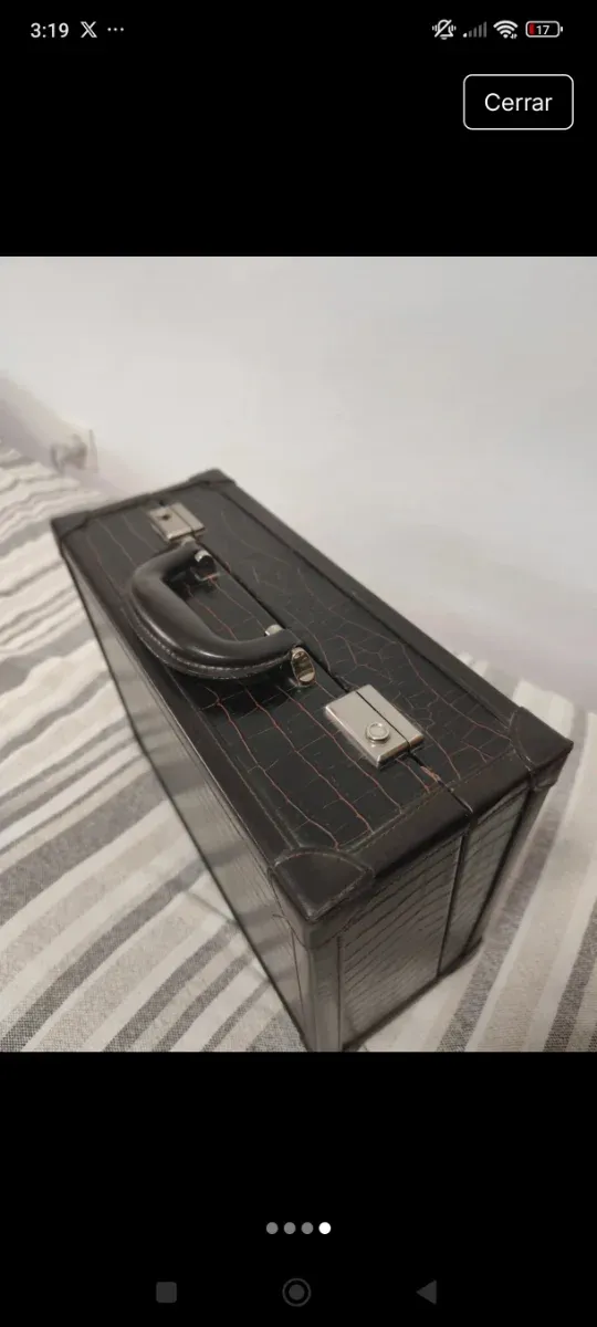 Maletín de maquillaje de cuero a estrenar