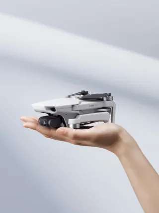 Dron DJI Mini con Cámara y Accesorios