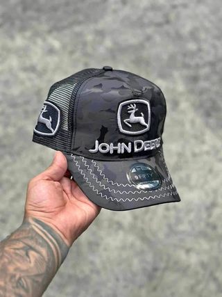 Gorra John Deere Camuflaje Negra