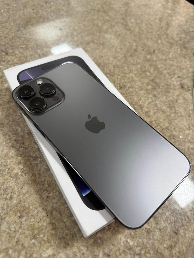 iPhone 13 Pro Max Space Gray con caja