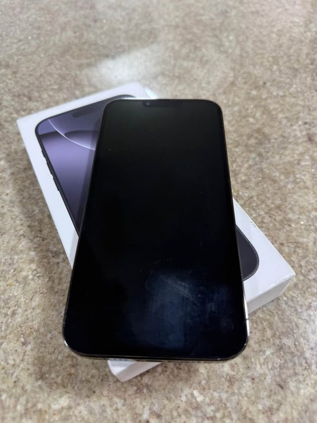 iPhone 13 Pro Max Space Gray con caja