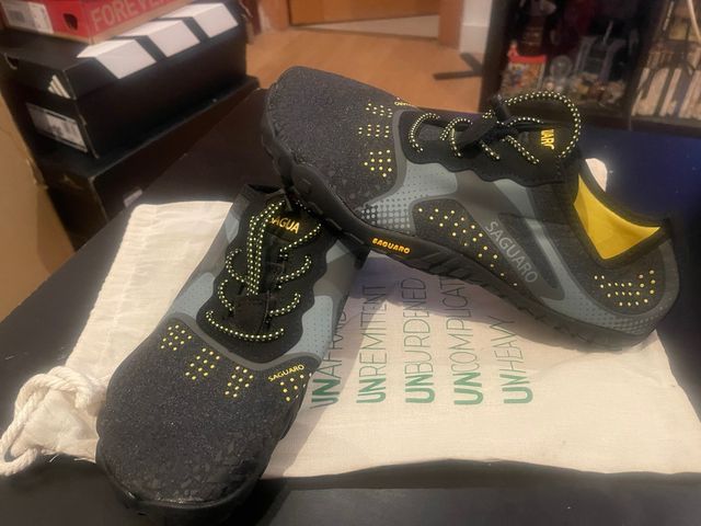 Zapatillas Saguaro Talla 41 Negras/Grises Nuevos